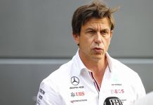 Loš ulazak u novu sezonu, u mercedesu i dalje opušteni